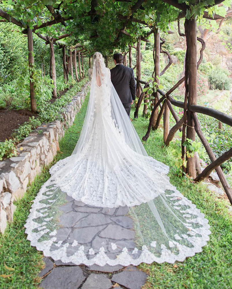 The Most Stunning Wedding Dress 2017 — Harper’s Bazaar, Sugokuii Events